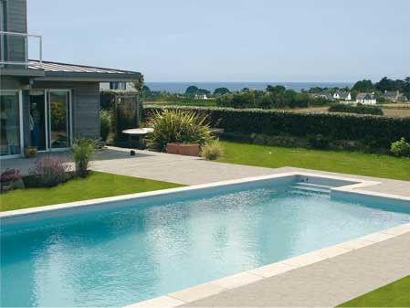 Piscines béton et liner